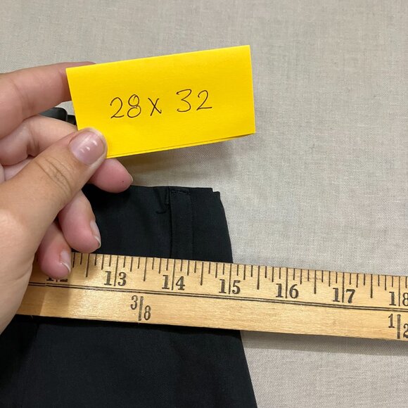 Goodfellow & Co Men's Black Skinny Fit Mid Rise Pocket Hennepin Tech Chino Pants - Picture 16 of 16